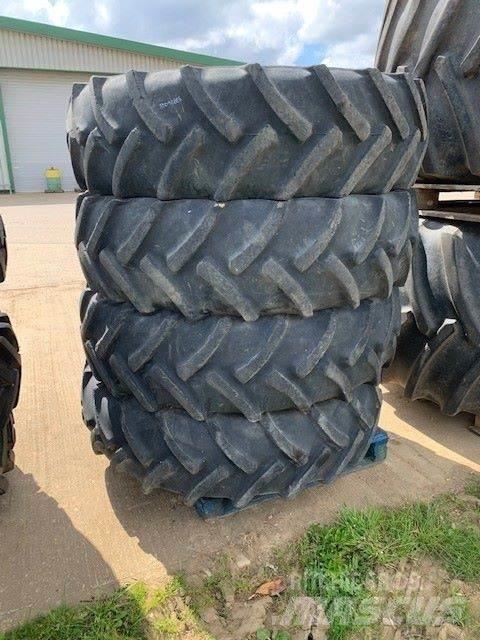  380/85R34 Reifen
