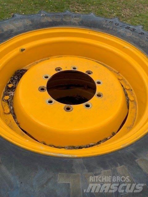  380/85R34 Reifen