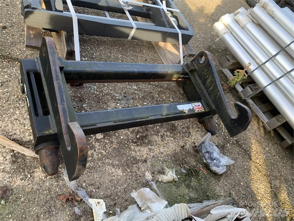  ADAPTOR PLATE Sonstige Landmaschinen