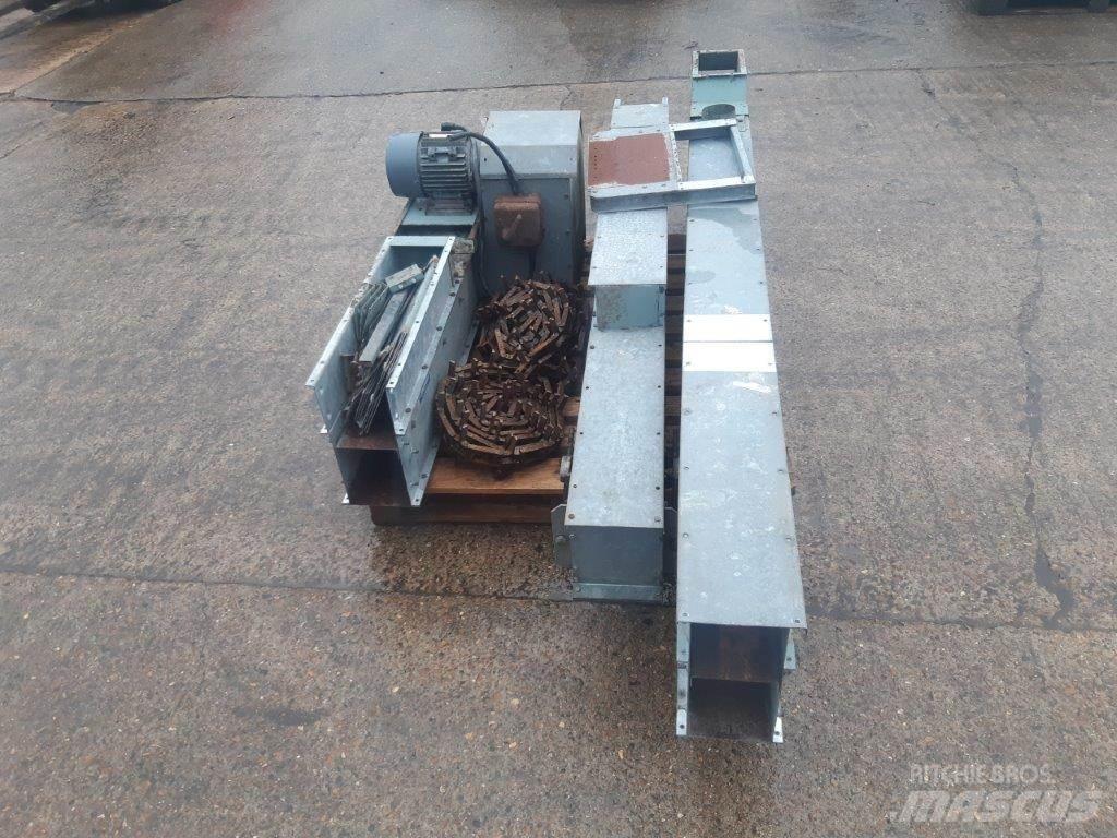  Carier C5 F&R Sonstige Landmaschinen