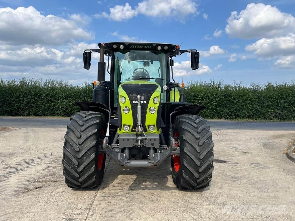 CLAAS ARION 610 Traktoren