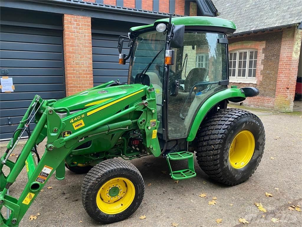 John Deere 4066R Kleintraktoren