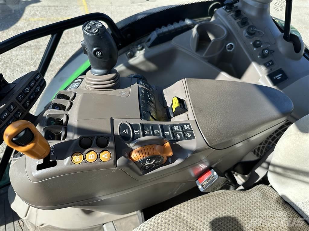 John Deere 6145R Traktoren