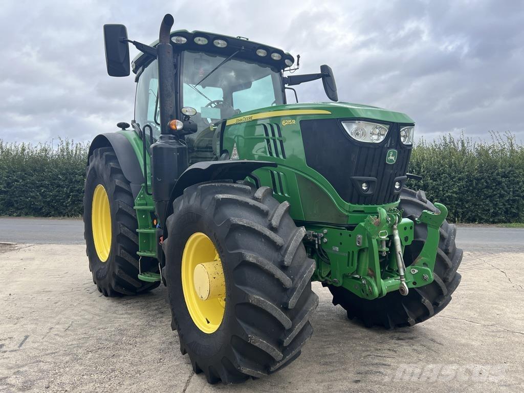 John Deere 6215R Traktoren