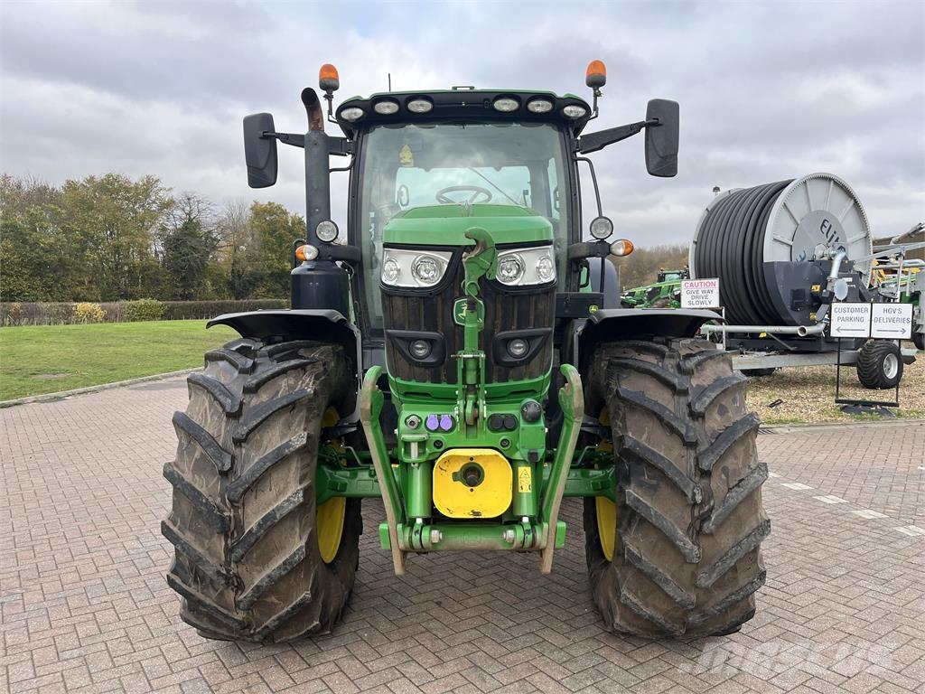 John Deere 6R185 Traktoren