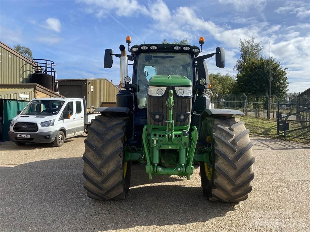 John Deere 6R250 Traktoren