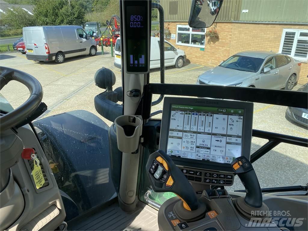 John Deere 6R250 Traktoren
