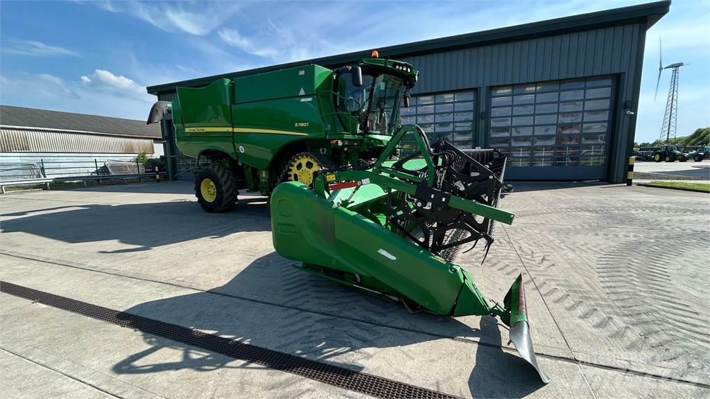 John Deere S780 Mähdrescher