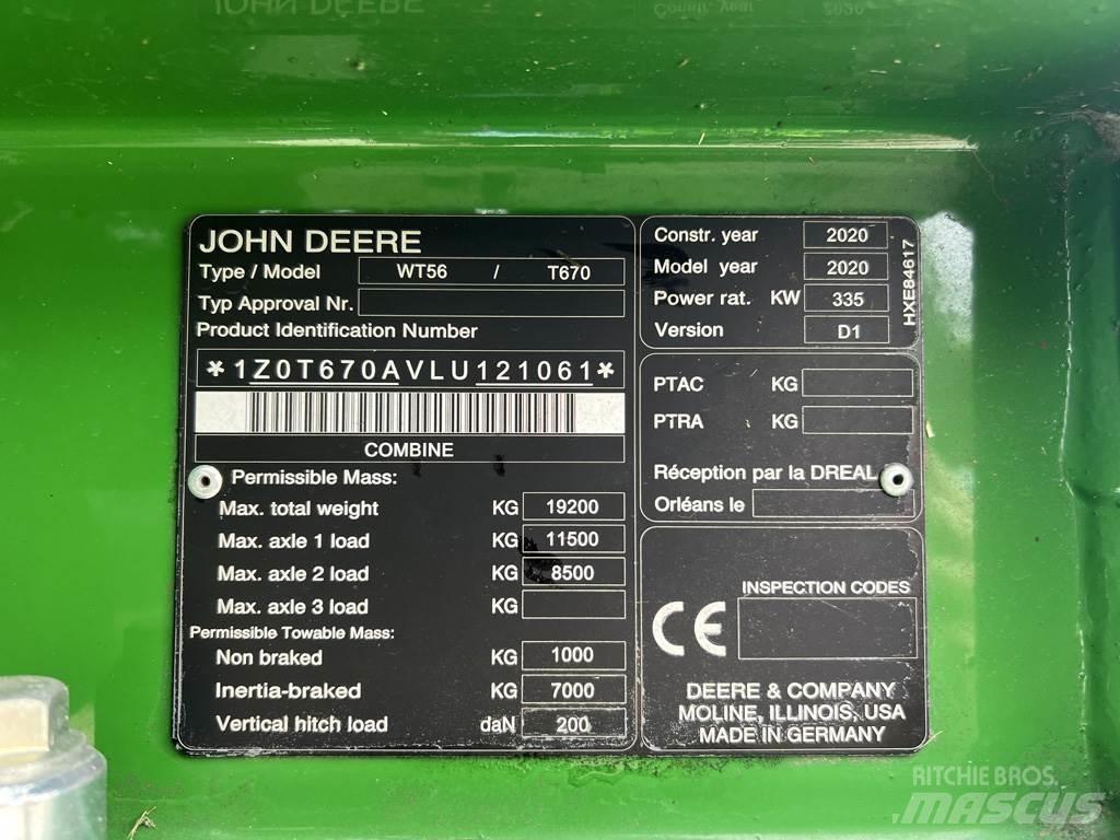 John Deere T670I Mähdrescher