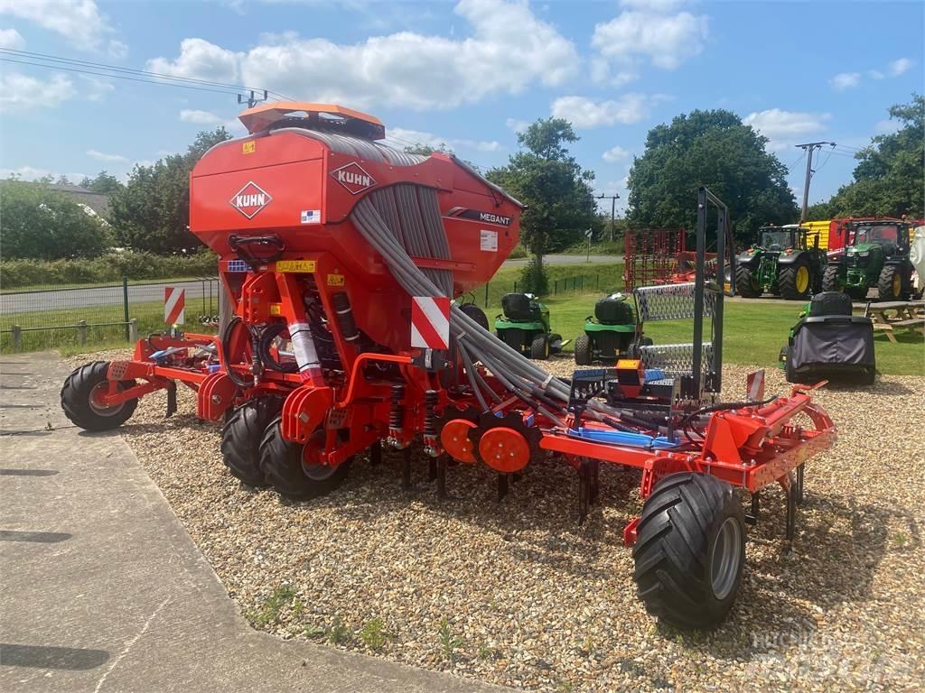 Kuhn MEGANT 602R Drillmaschinen