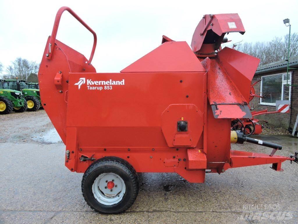 Kverneland 853 Düngemittelverteiler