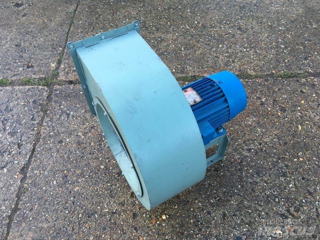 LOW VOLUME Sonstige Landmaschinen