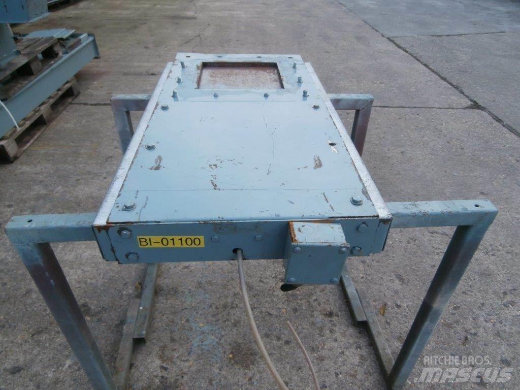 Turner PNUMATIC Sonstige Landmaschinen