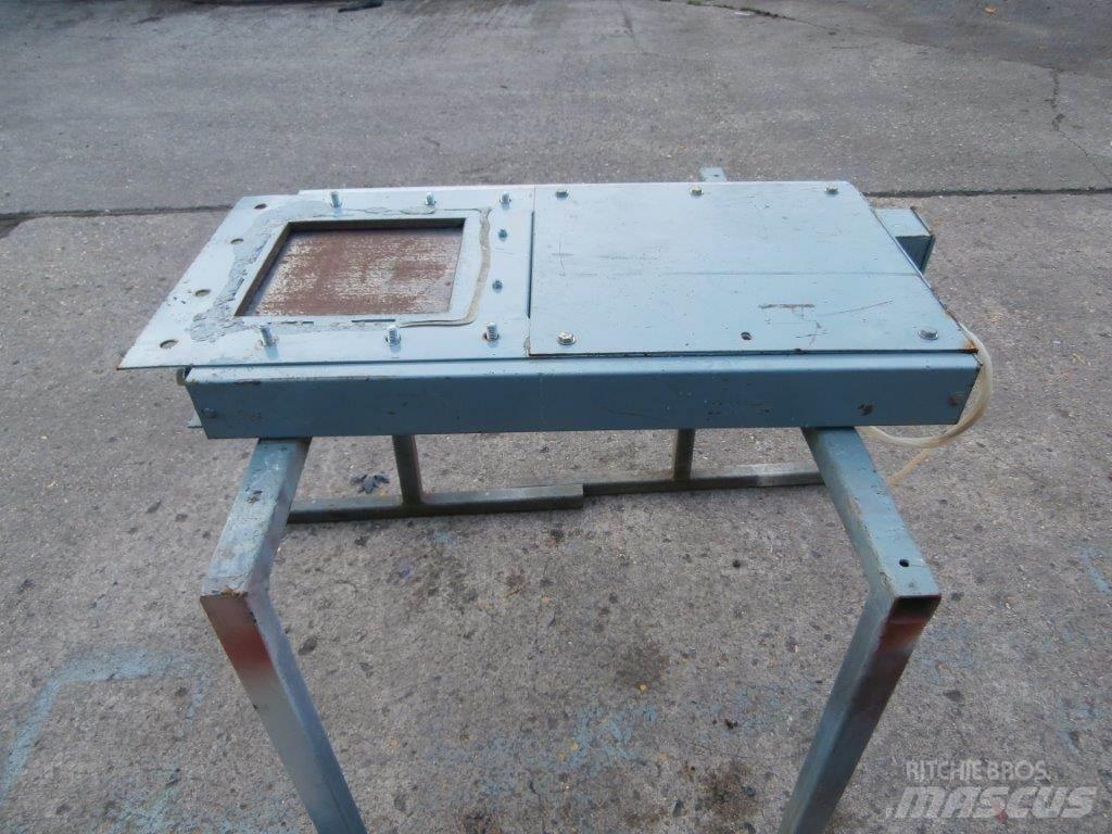 Turner PNUMATIC Sonstige Landmaschinen