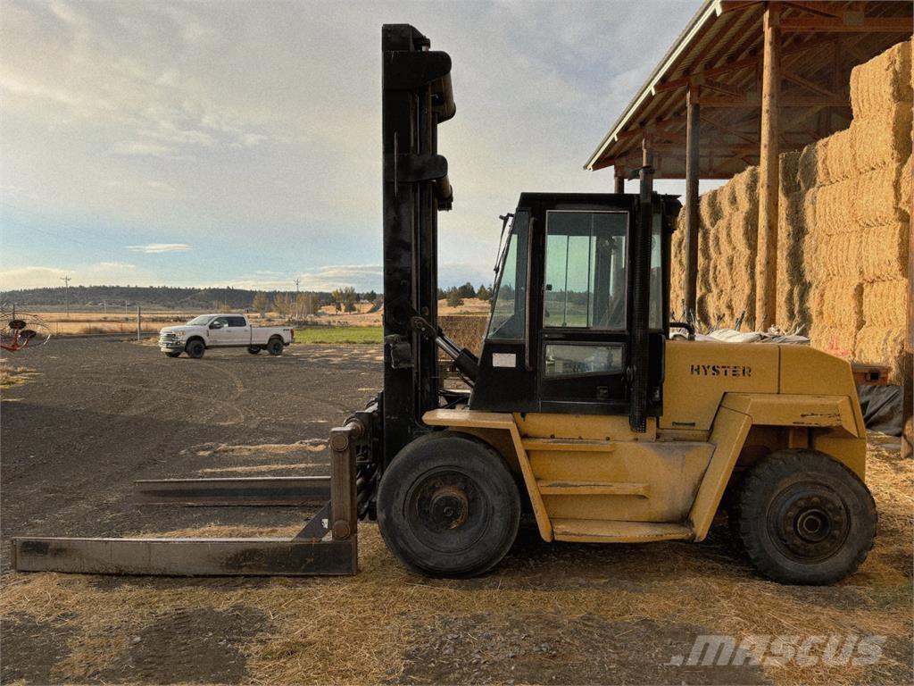 Hyster H210XL Ballenklammer