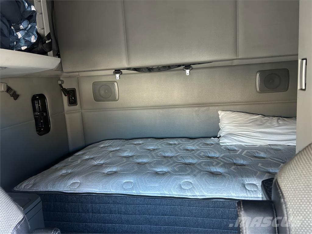 Kenworth T680 Andere Fahrzeuge