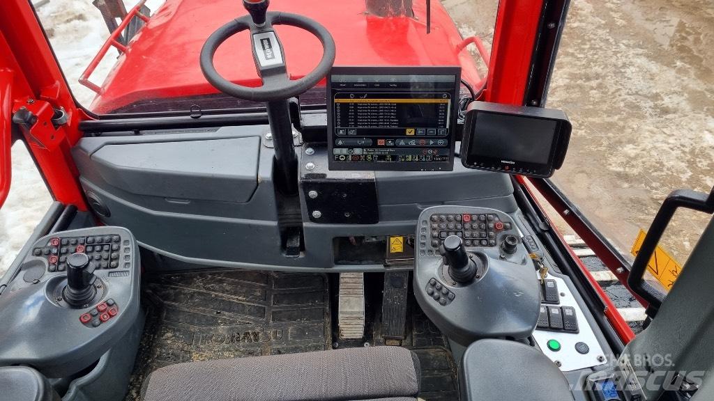 Komatsu 895 Forwarder