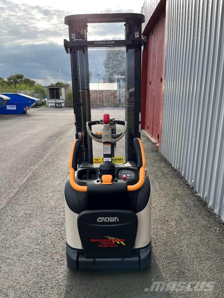 Crown ETi 4000-1.2 Deichselstapler