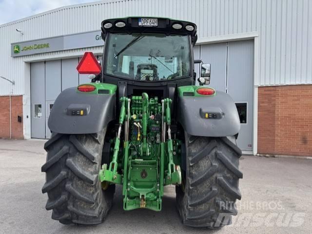 John Deere 6250 R Traktoren