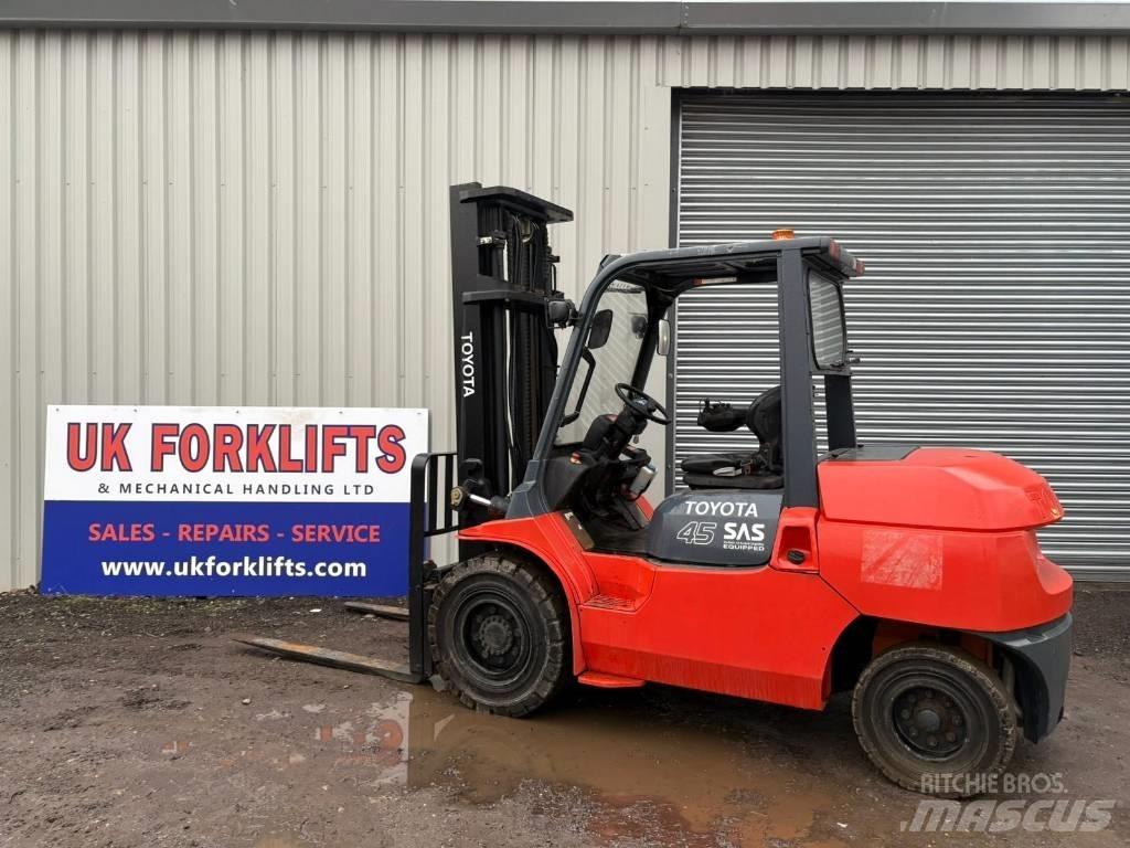 Toyota 7 FD 40 Dieselstapler