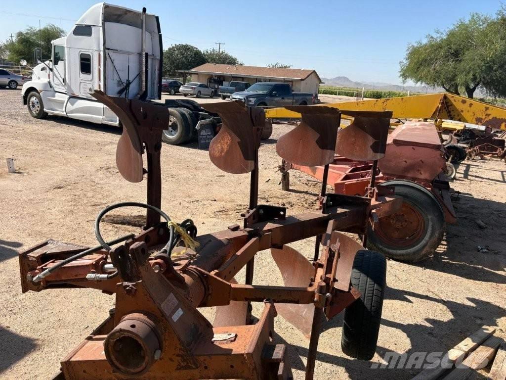 Case IH 140 plow Sonstiges Traktorzubehör