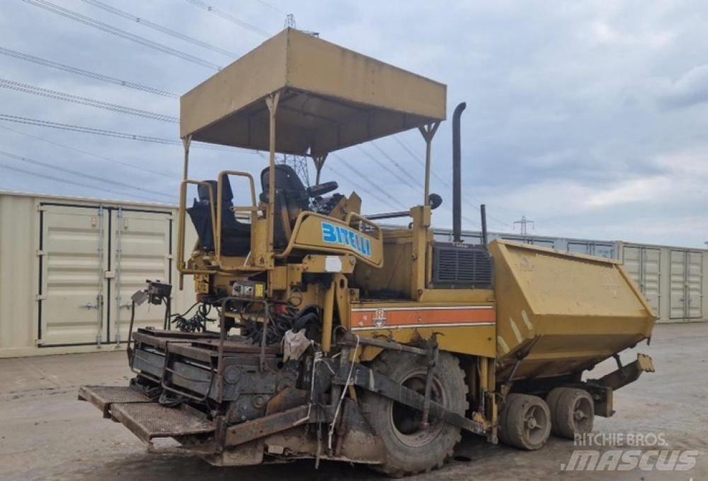 Bitelli BB632 Strassenfertiger