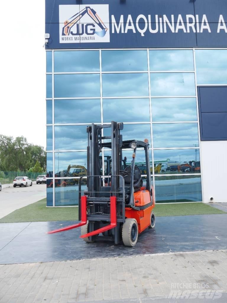 Nissan FD01 A 15 Q Dieselstapler
