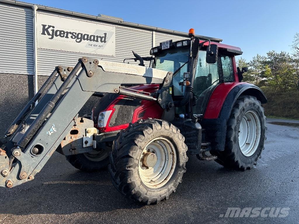 Valtra N 143 Traktoren