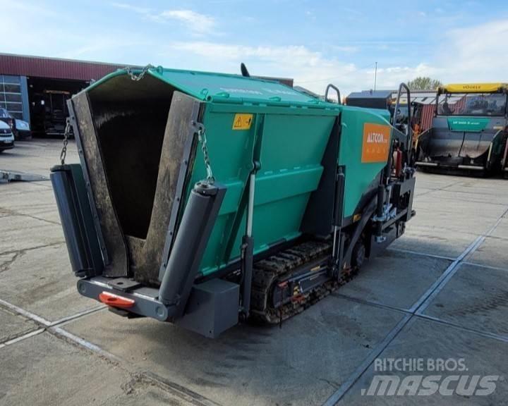 Vögele SUPER 800 Strassenfertiger