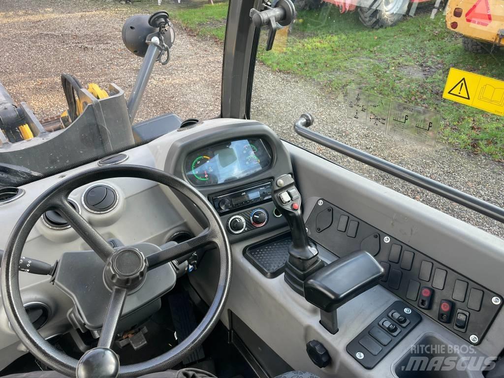 New Holland W 50 C Radlader
