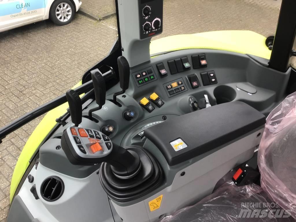 CLAAS Arion 450 CIS Traktoren