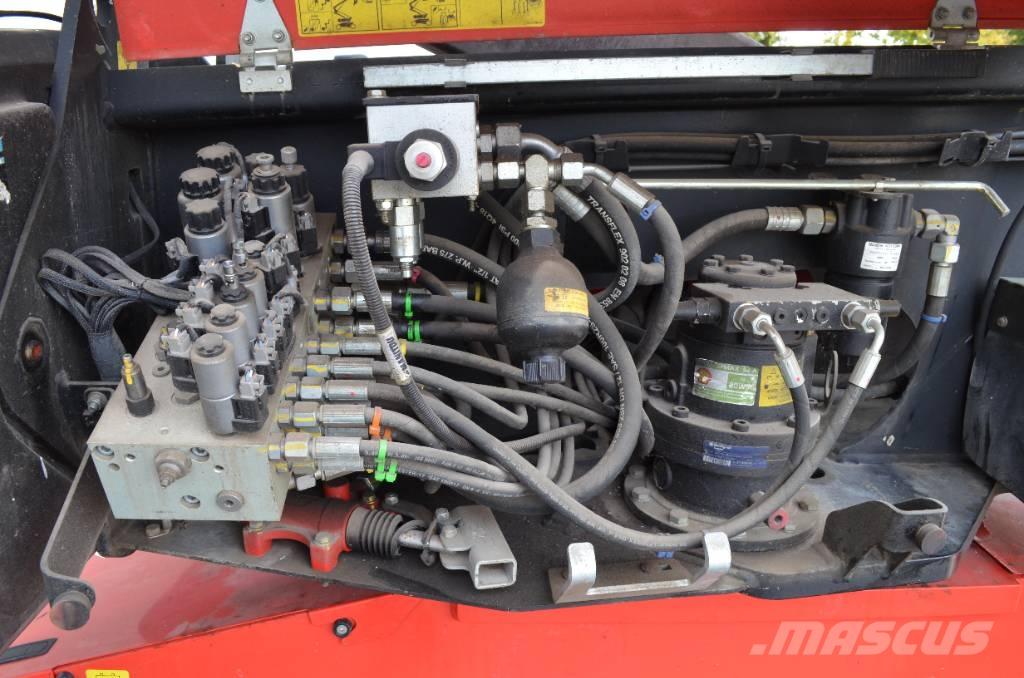 Manitou ManGo 12 Gelenkteleskoparbeitsbühnen