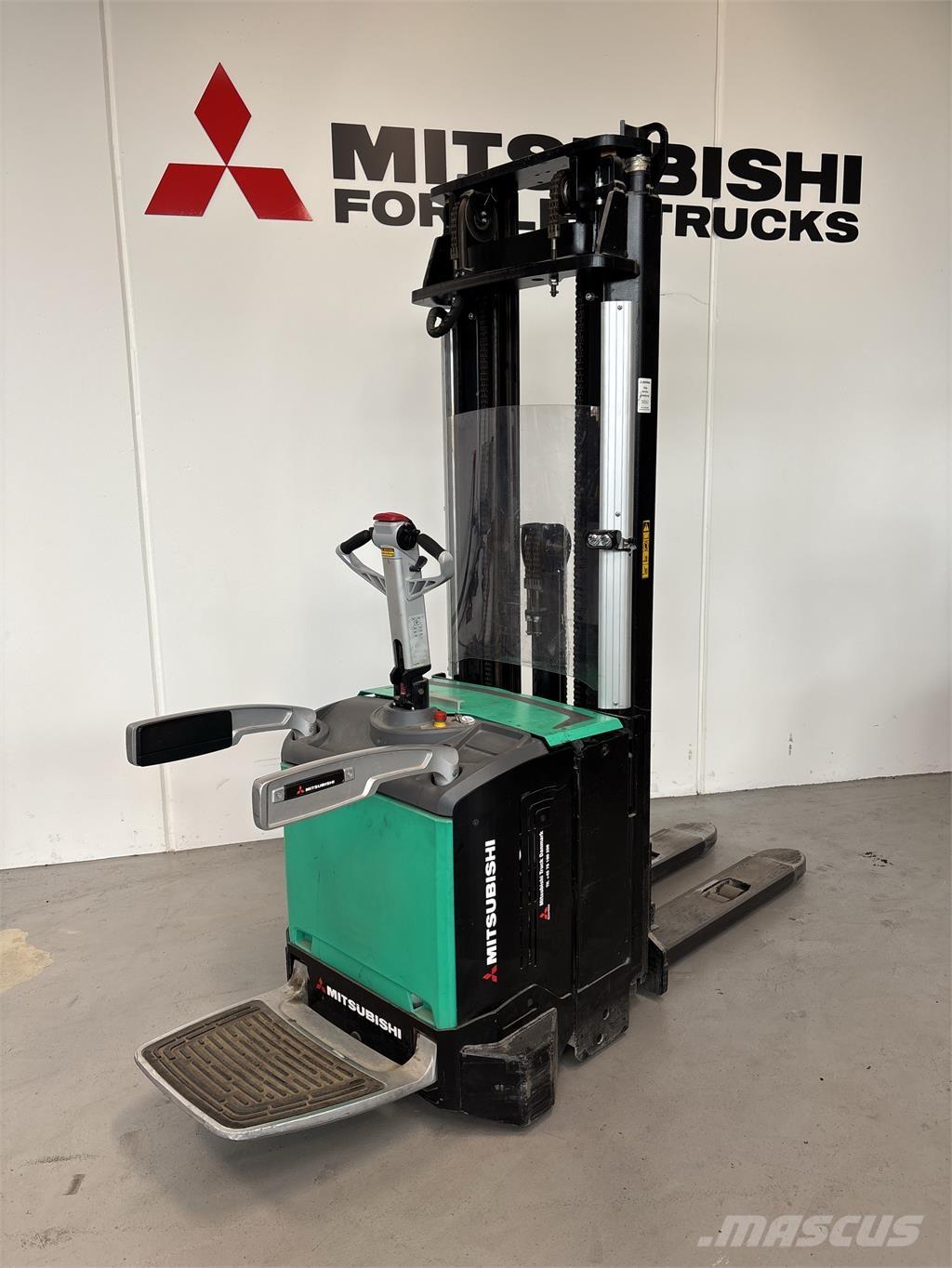 Mitsubishi SBV16N Selbstfahrstapler