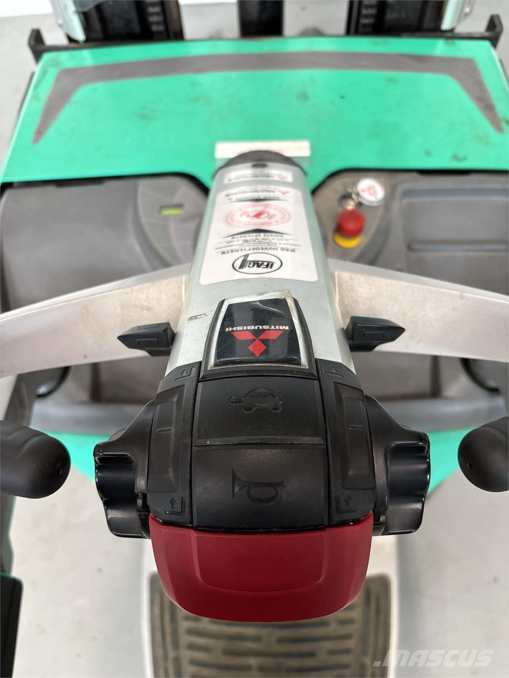 Mitsubishi SBV16N Selbstfahrstapler