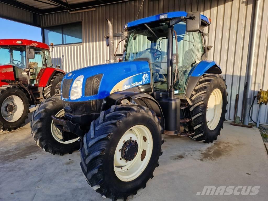 New Holland TSA 125 Traktoren