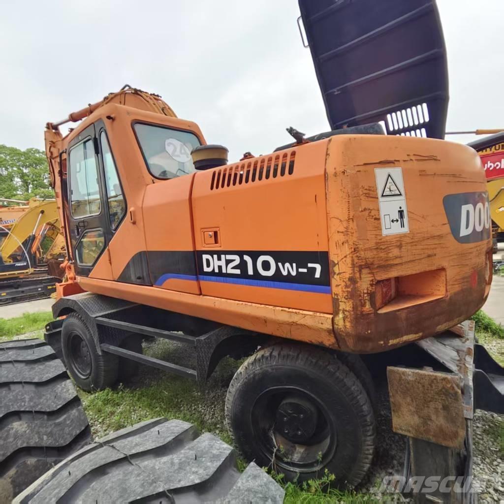 Doosan DH 210 W-7 Mobilbagger