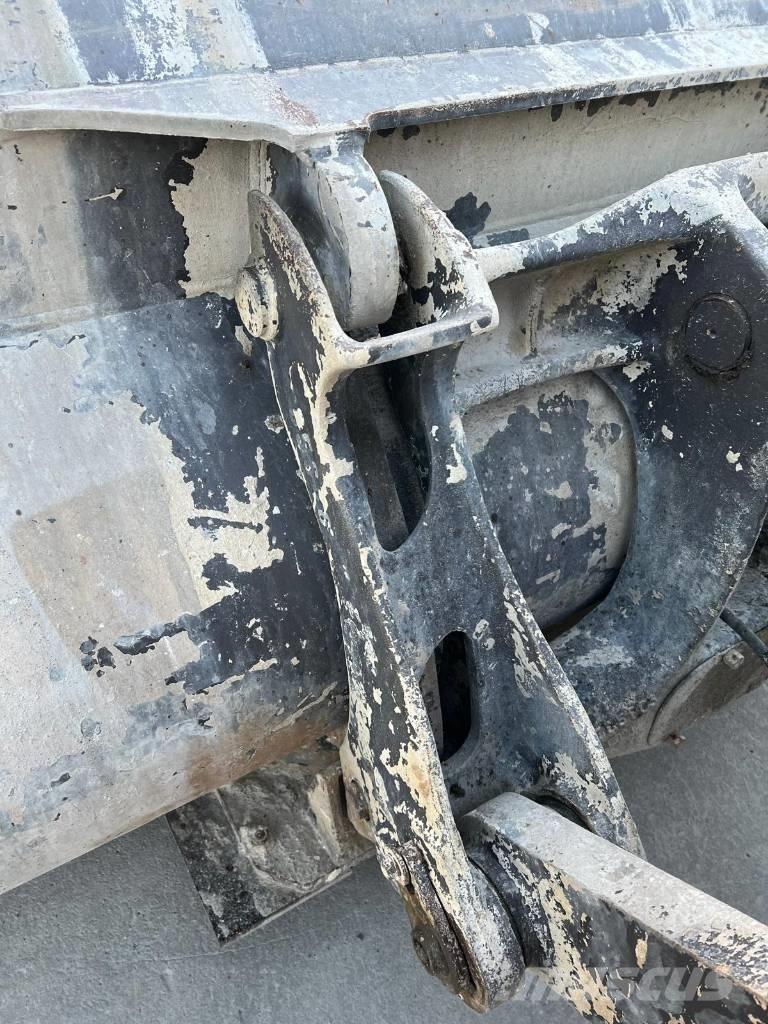 Volvo L120G Radlader