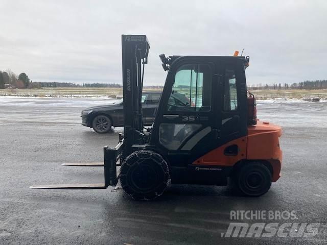 Doosan D35C-7 Dieselstapler