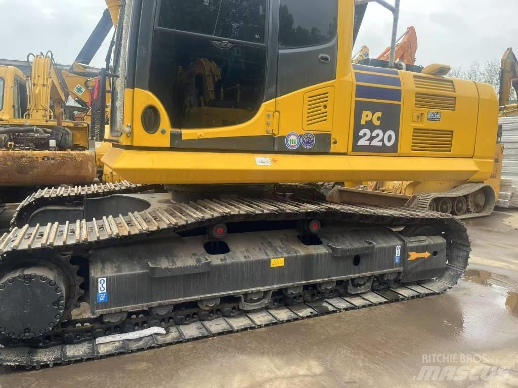 Komatsu PC 220-8 Raupenbagger