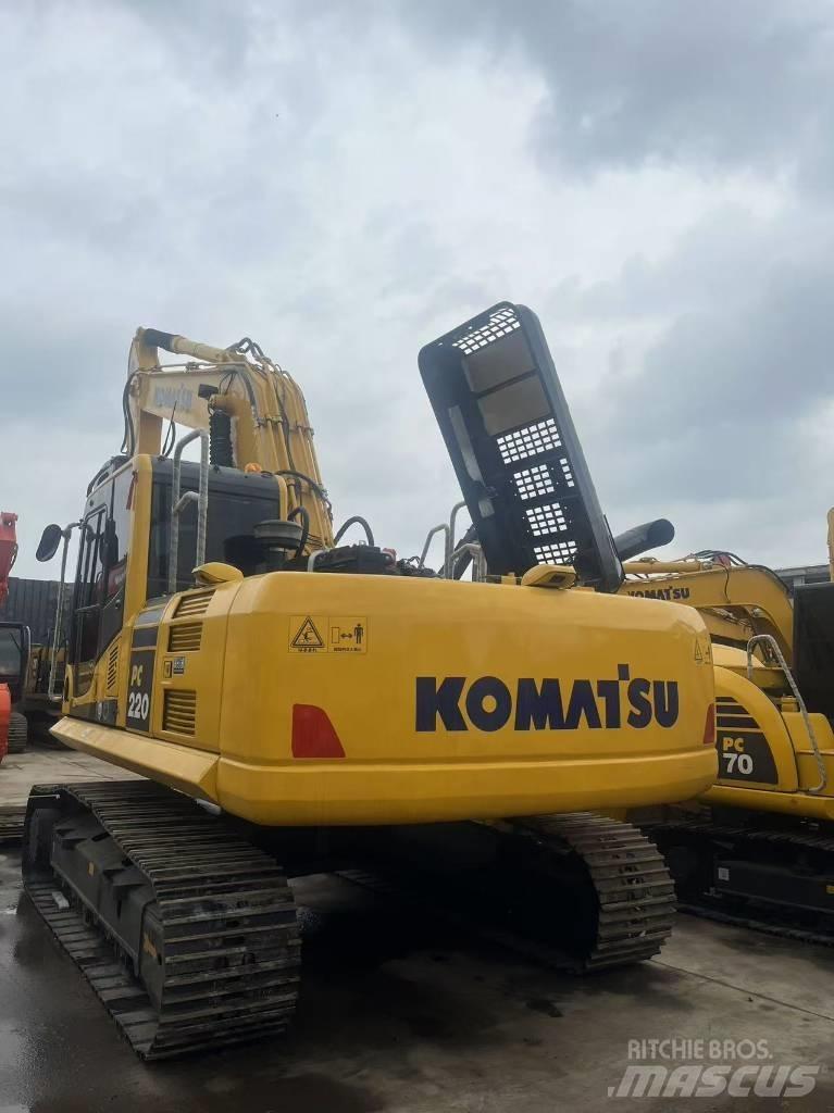 Komatsu PC 220-8 Raupenbagger