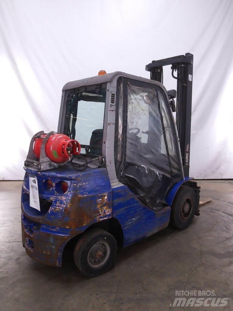 Cesab M325G Gasstapler