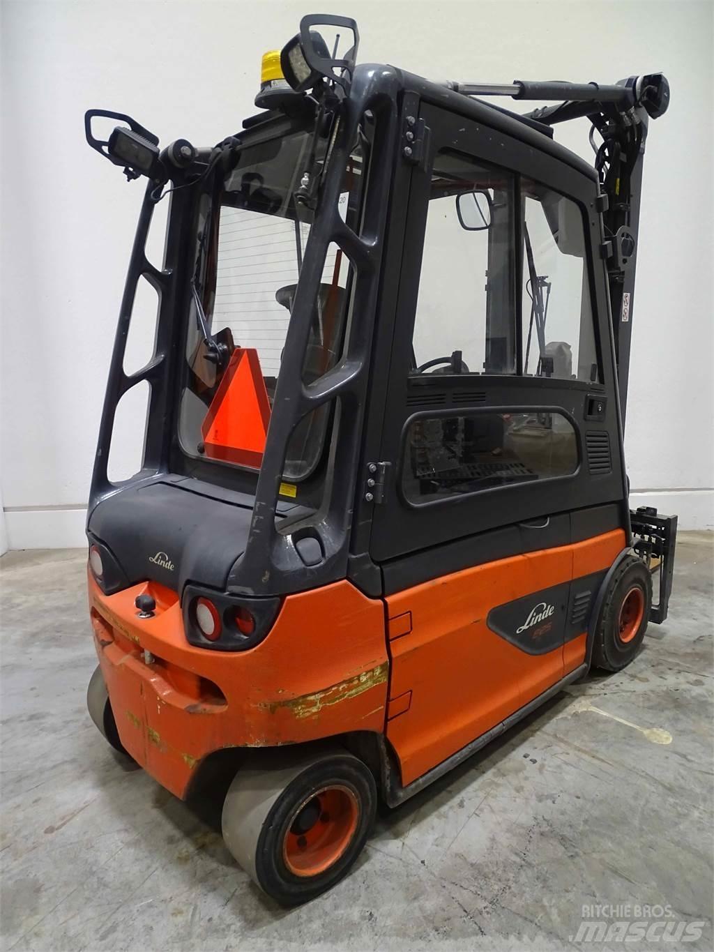 Linde E25L-01 Elektrostapler