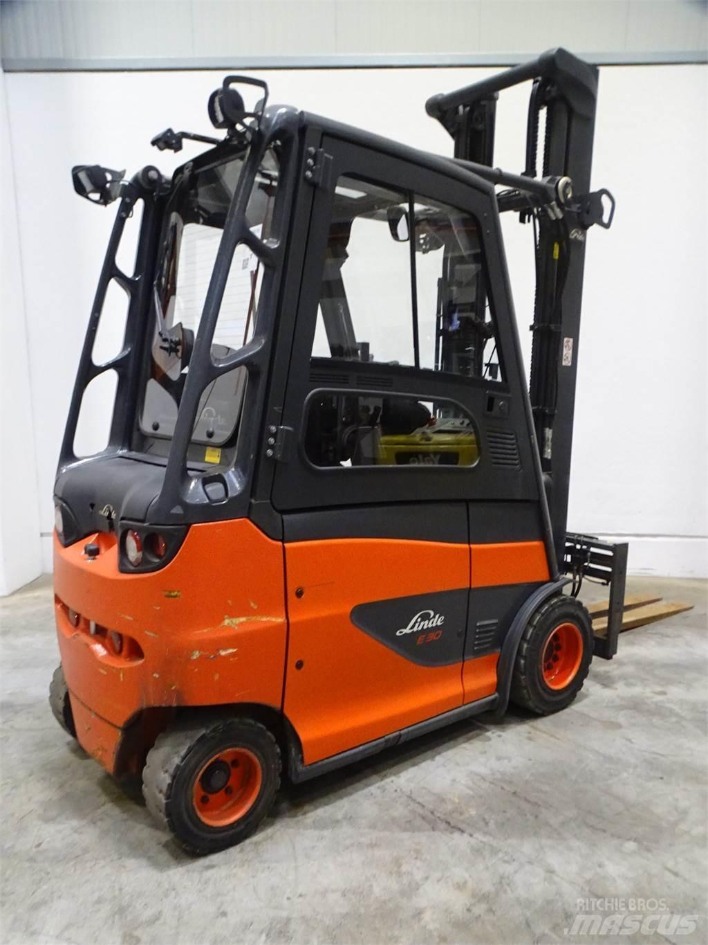 Linde E30H-01/600 Elektrostapler