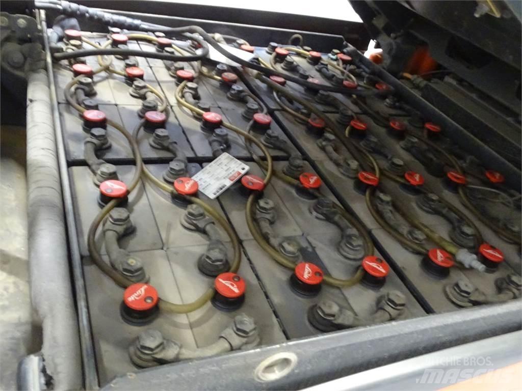 Linde E30HL Elektrostapler