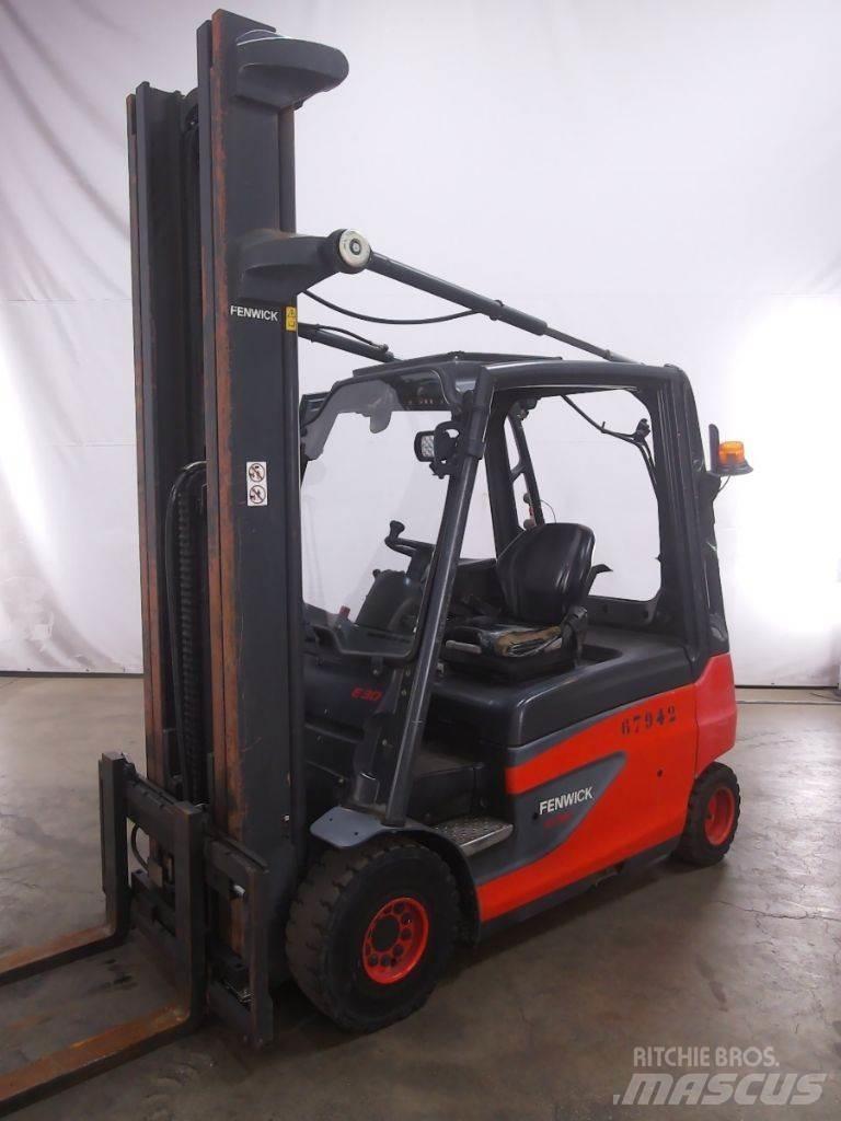 Linde E30L-01 Elektrostapler