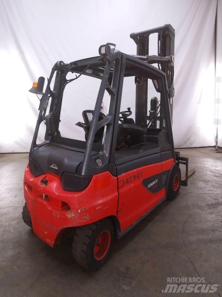 Linde E30L-01 Elektrostapler
