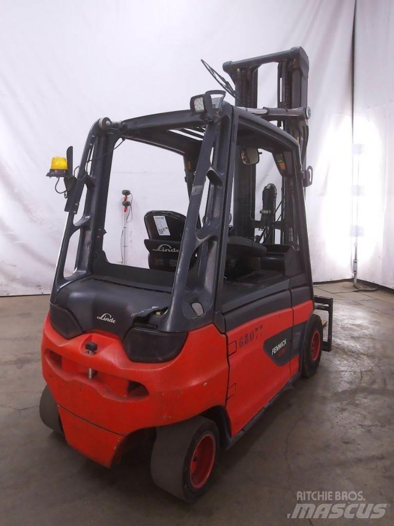 Linde E30L-01 Elektrostapler