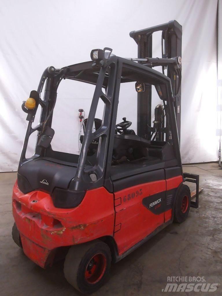 Linde E30L-01 Elektrostapler