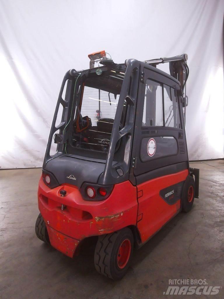 Linde E30L-01 Elektrostapler