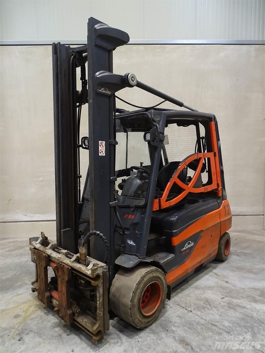 Linde E35L-01 Elektrostapler